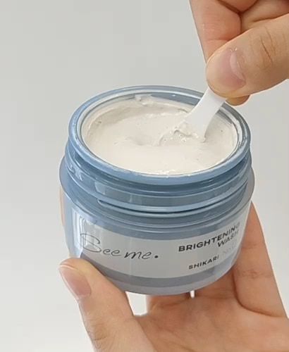 SHIKARI Brightening Wash | 毛穴メラニンに働きかける 新・ブラシ洗顔